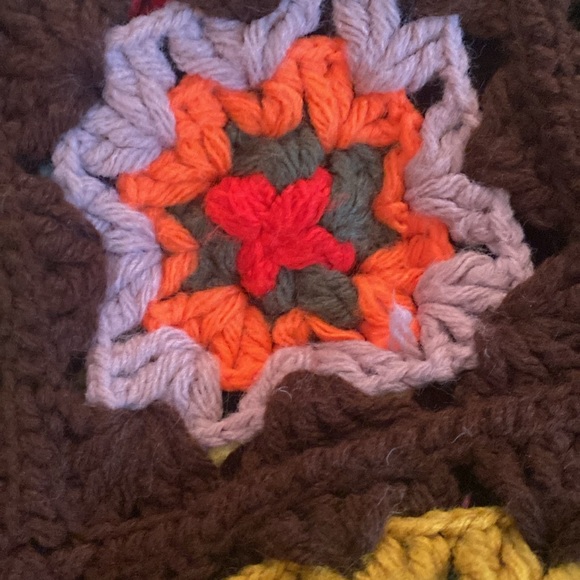 Vintage Handmade Granny Square Afghan Blanket 80”x50” - Picture 5 of 7